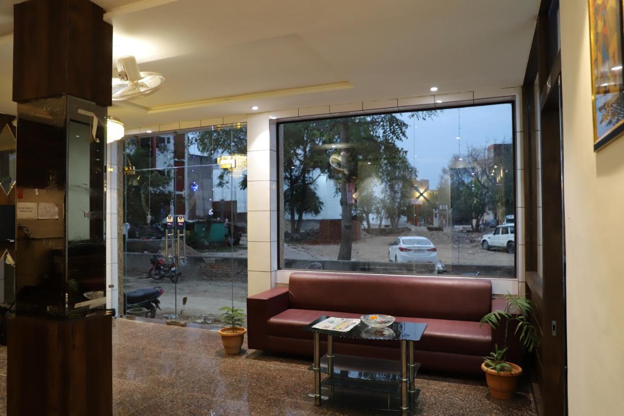 Hotel Dream Comfort Agra  Kültér fotó