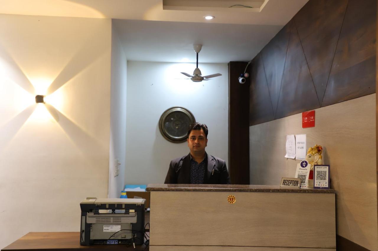 Hotel Dream Comfort Agra  Kültér fotó